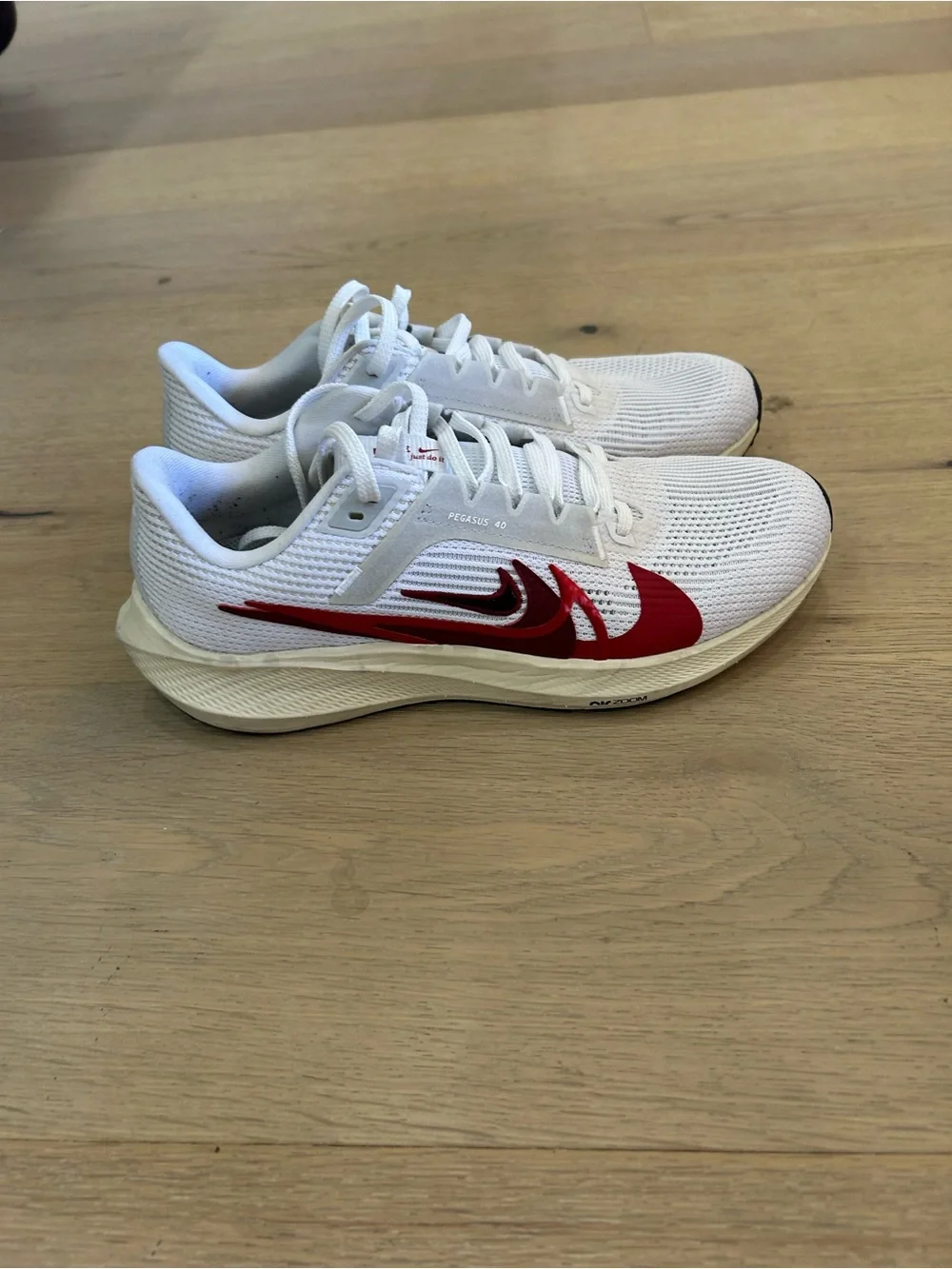 Nike Pegasus 40 Premium in red and white